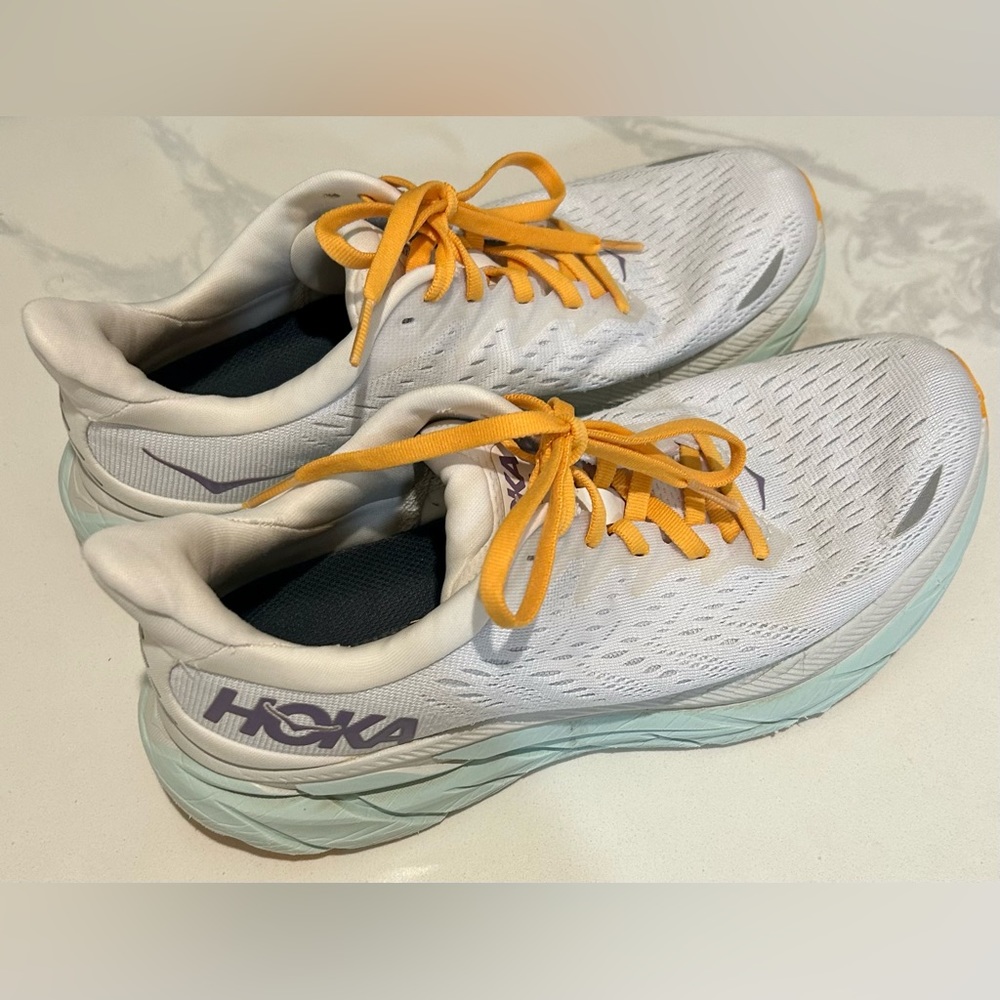 HOKA Women's Clifton 8 Running Shoes